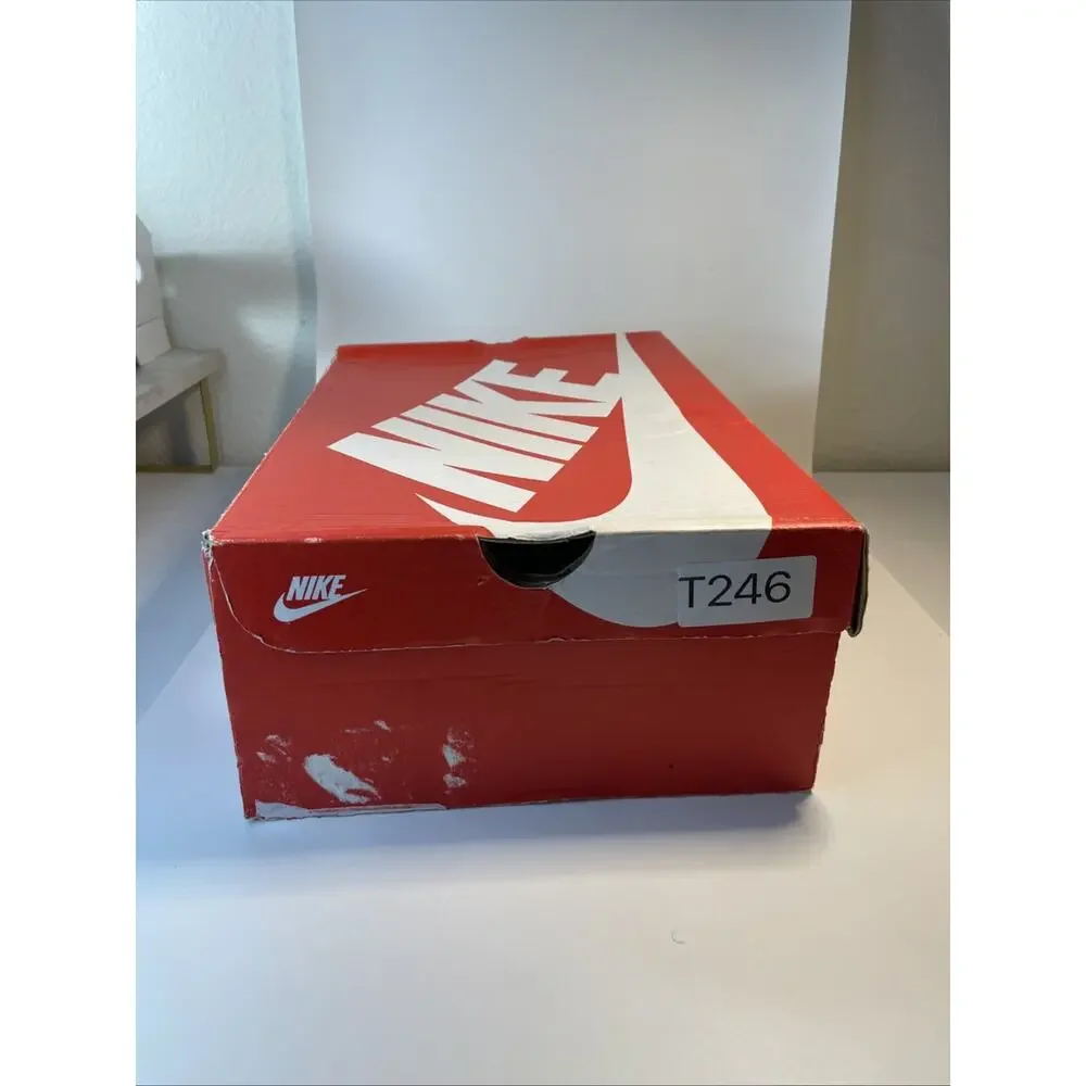 Nike pre owned